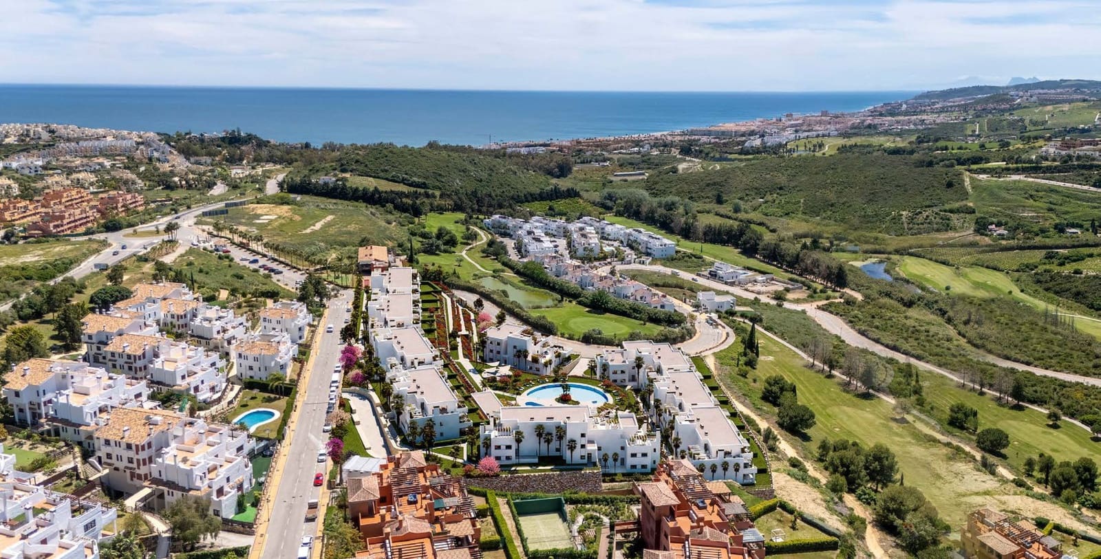 2 Zimmer Wohnung zu verkaufen in Casares mit Pool Garage - 446.000 € (Ref: 10099646)