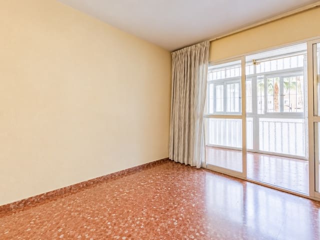 4 soveværelse Lejlighed til salg i La Malagueta, Málaga by - € 690.000 (Ref: 10101546)