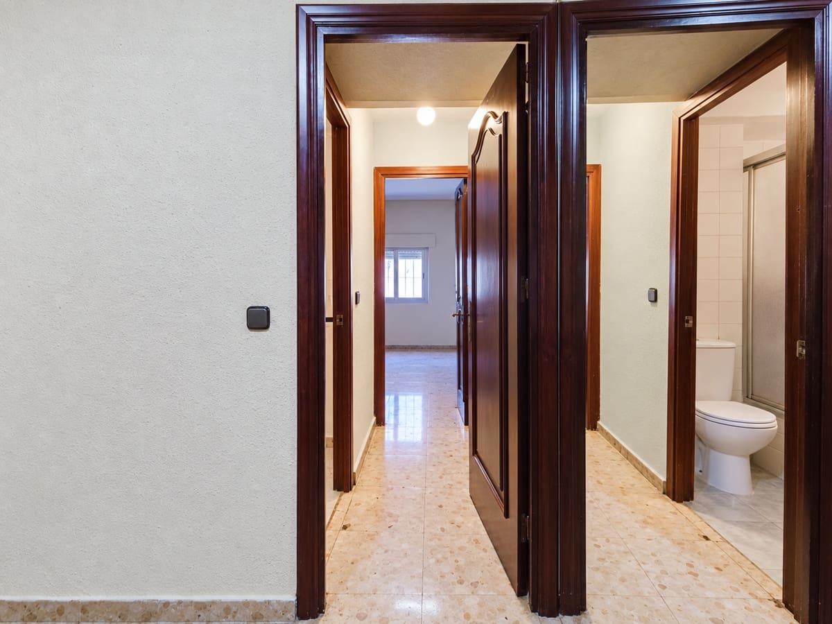 4 soveværelse Lejlighed til salg i Malaga by - € 690.000 (Ref: 10101546)