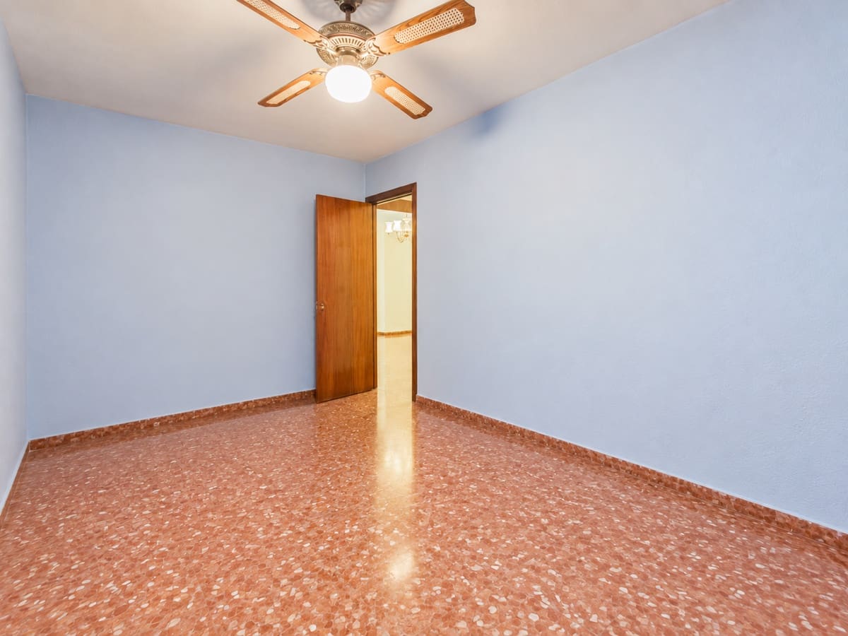 4 soveværelse Lejlighed til salg i Malaga by - € 690.000 (Ref: 10101546)