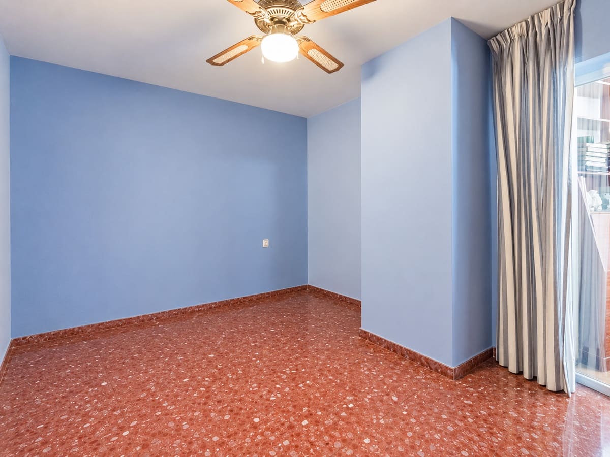 4 soveværelse Lejlighed til salg i Malaga by - € 690.000 (Ref: 10101546)