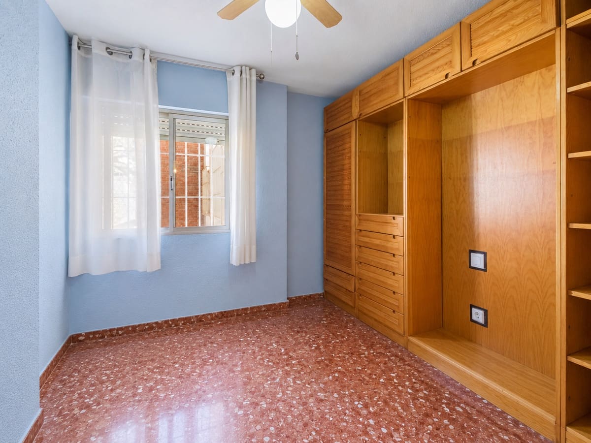 4 soveværelse Lejlighed til salg i Malaga by - € 690.000 (Ref: 10101546)