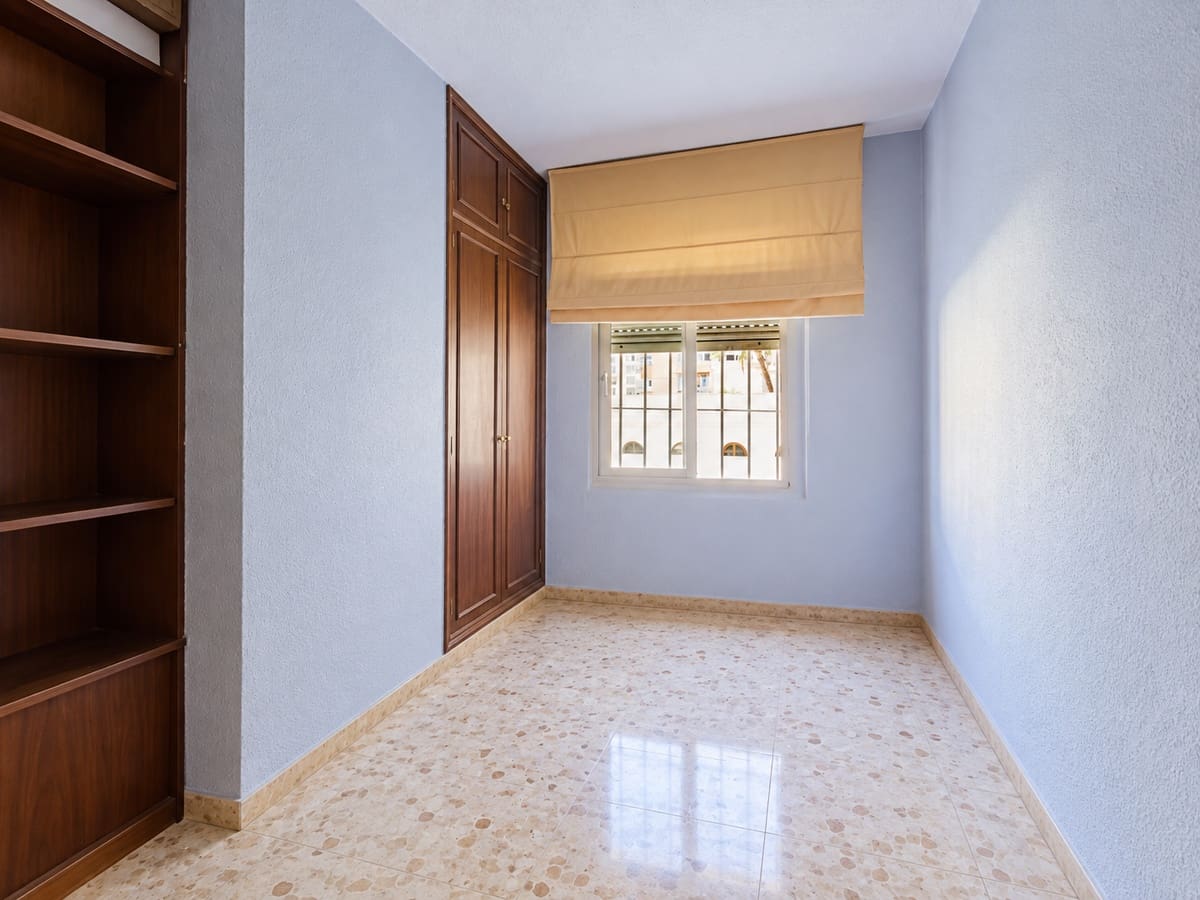 4 soveværelse Lejlighed til salg i Malaga by - € 690.000 (Ref: 10101546)
