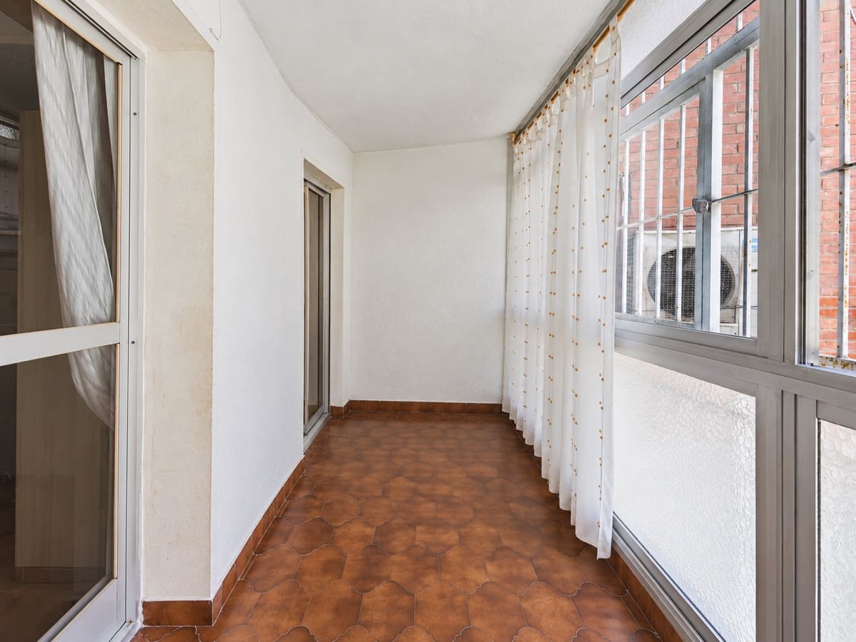 4 soveværelse Lejlighed til salg i Malaga by - € 690.000 (Ref: 10101546)