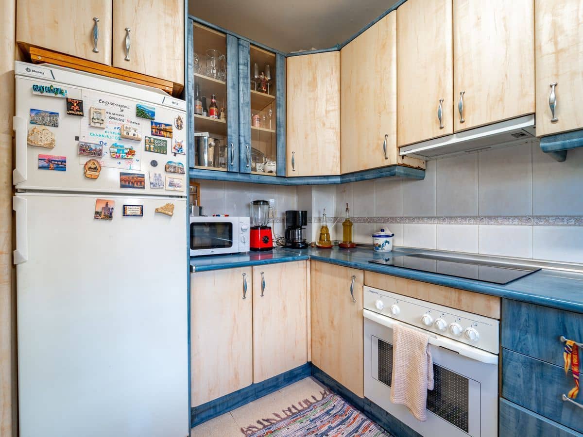 5 makuuhuone Omakotitalo myytävänä paikassa Marbella mukana 
autotalli - 525 000 € (Ref: 10101548)