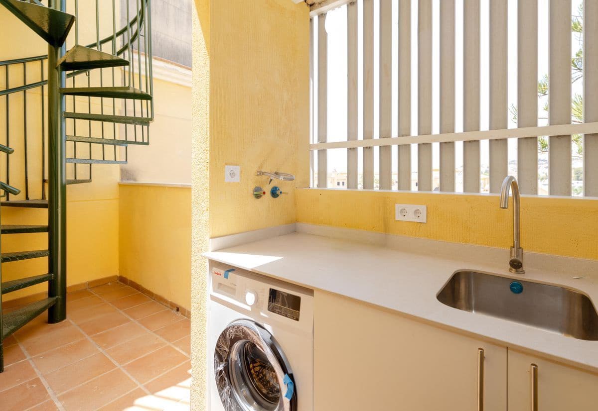 Piso de 1 habitación en Rincón de la Victoria en venta con piscina garaje - 320.000 € (Ref: 10108696)