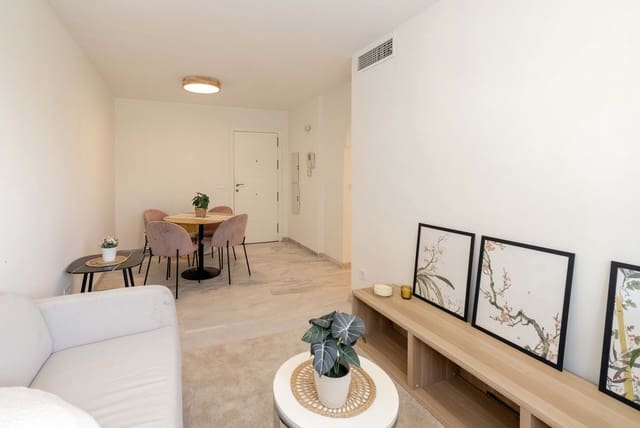Piso de 1 habitación en Rincón de la Victoria en venta con piscina garaje - 320.000 € (Ref: 10108696)