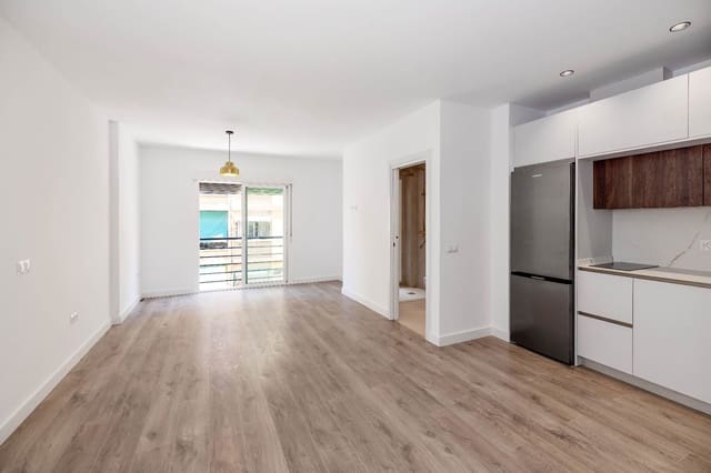1 slaapkamer Flat te koop in La Trinidad, Málaga stad - € 240.000 (Ref: 10108697)