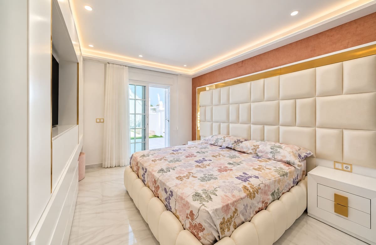 4 slaapkamer Halfvrijstaande villa te koop in Ojen met zwembad garage - € 850.000 (Ref: 10113562)