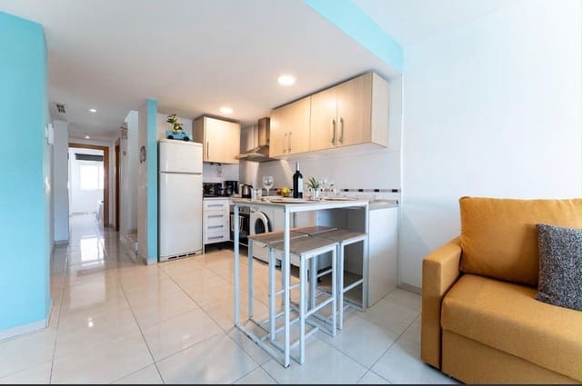 2 soveværelse Lejlighed til salg i Cruz de Humilladero, Málaga by - € 259.900 (Ref: 10113568)