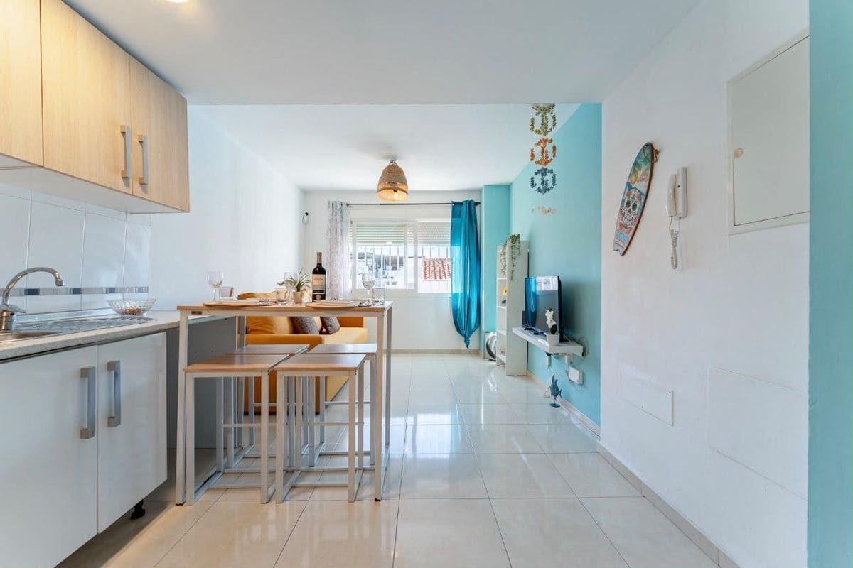 2 soveværelse Lejlighed til salg i Malaga by - € 259.900 (Ref: 10113568)