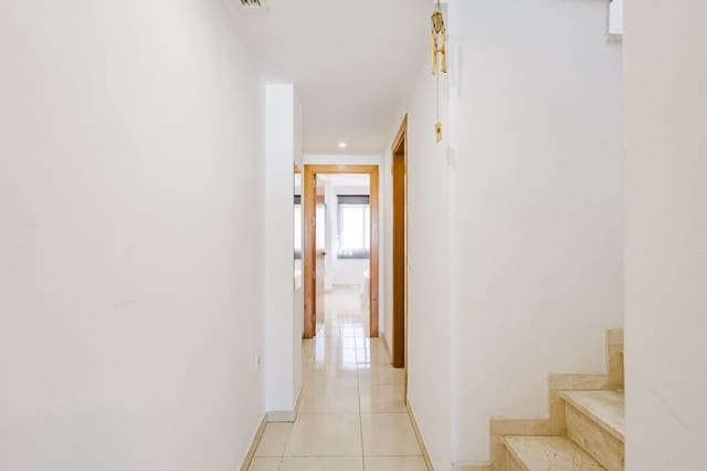 2 soverom Leilighet til salgs i Cruz de Humilladero, Málaga by - € 259 900 (Ref: 10113568)