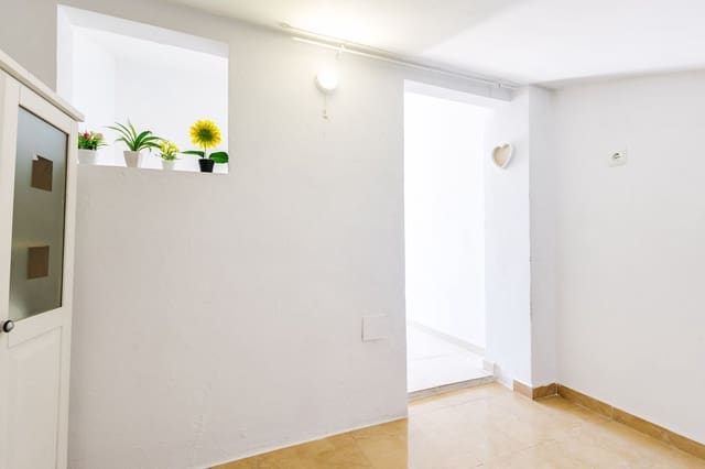 2 soverom Leilighet til salgs i Cruz de Humilladero, Málaga by - € 259 900 (Ref: 10113568)