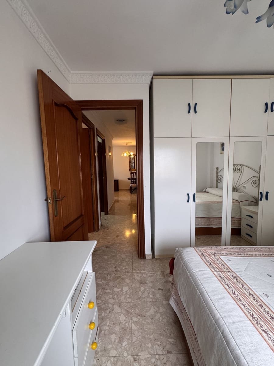 3 soveværelse Lejlighed til salg i Malaga by - € 290.000 (Ref: 10113569)