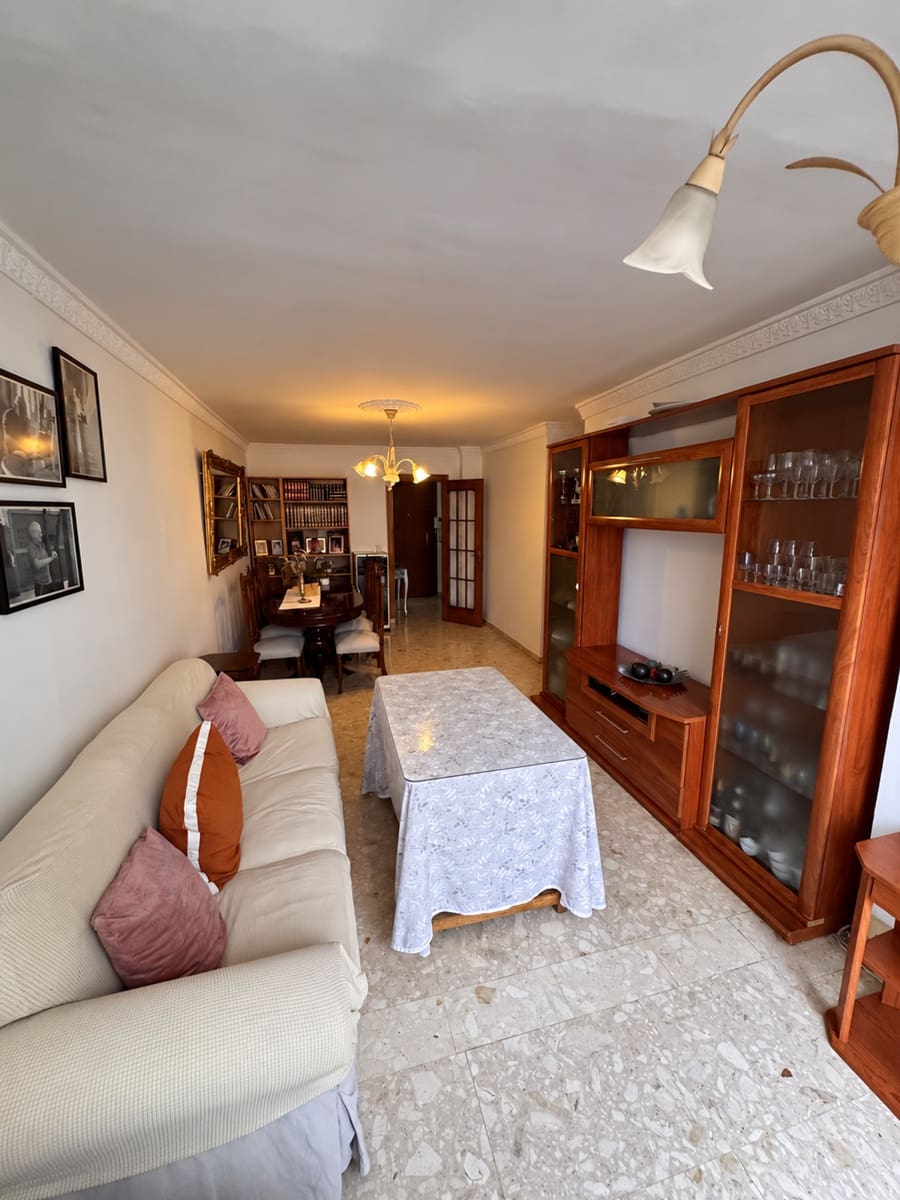 3 soveværelse Lejlighed til salg i Malaga by - € 290.000 (Ref: 10113569)