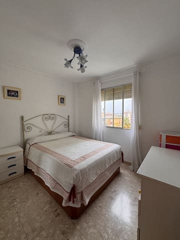3 soveværelse Lejlighed til salg i Málaga by - € 290.000 (Ref: 10113569)