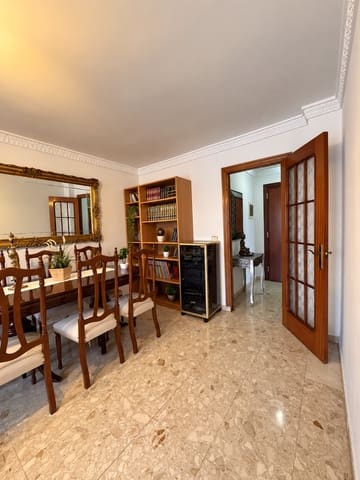 3 soveværelse Lejlighed til salg i Málaga by - € 290.000 (Ref: 10113569)