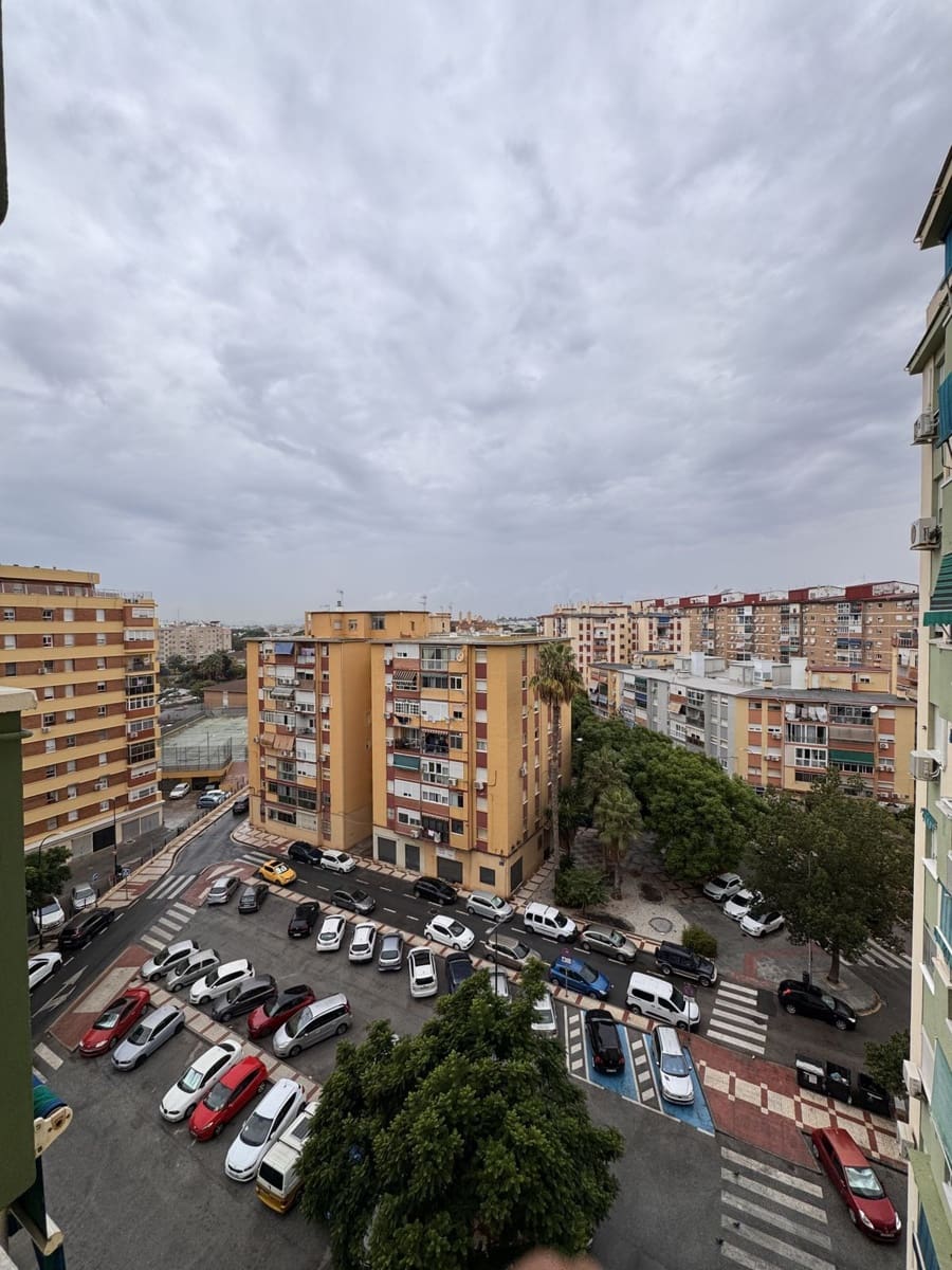 3 soveværelse Lejlighed til salg i Malaga by - € 290.000 (Ref: 10113569)