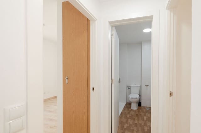 2 soverom Leilighet til salgs i Málaga by med garasje - € 280 000 (Ref: 10113570)