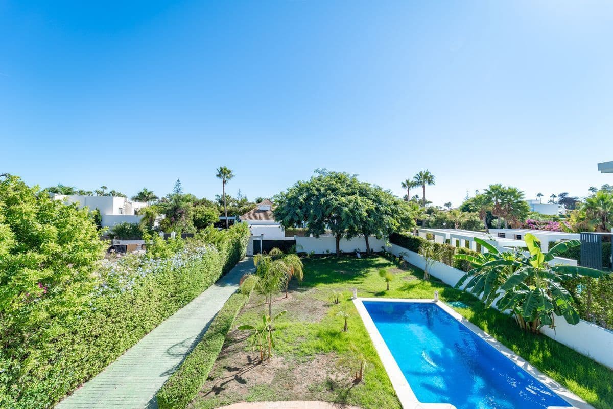 4 chambre Villa/Maison à vendre à Estepona - 1 895 000 € (Ref: 10118730)