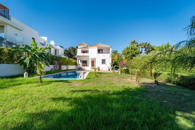 4 chambre Villa/Maison à vendre à Estepona - 1 895 000 € (Ref: 10118730)
