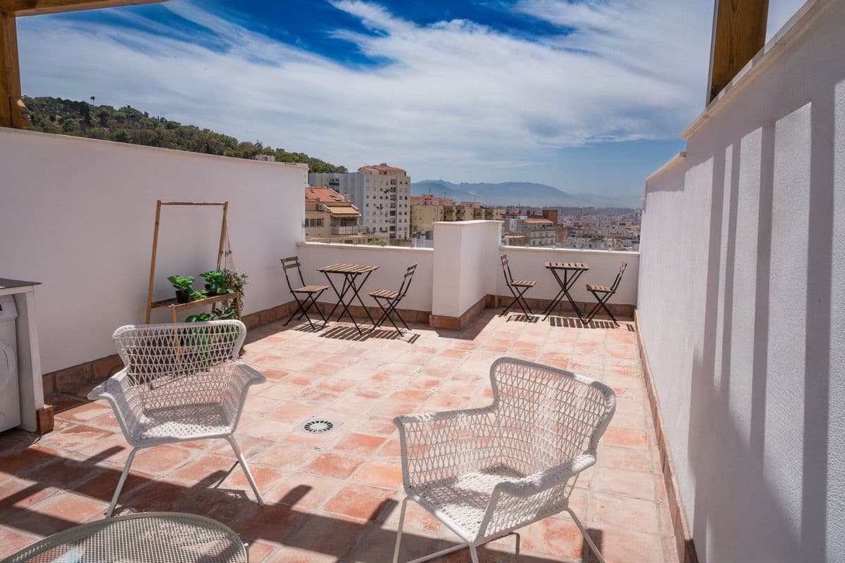 2 bedroom Flat for sale in Malaga city - € 440,000 (Ref: 10123398)