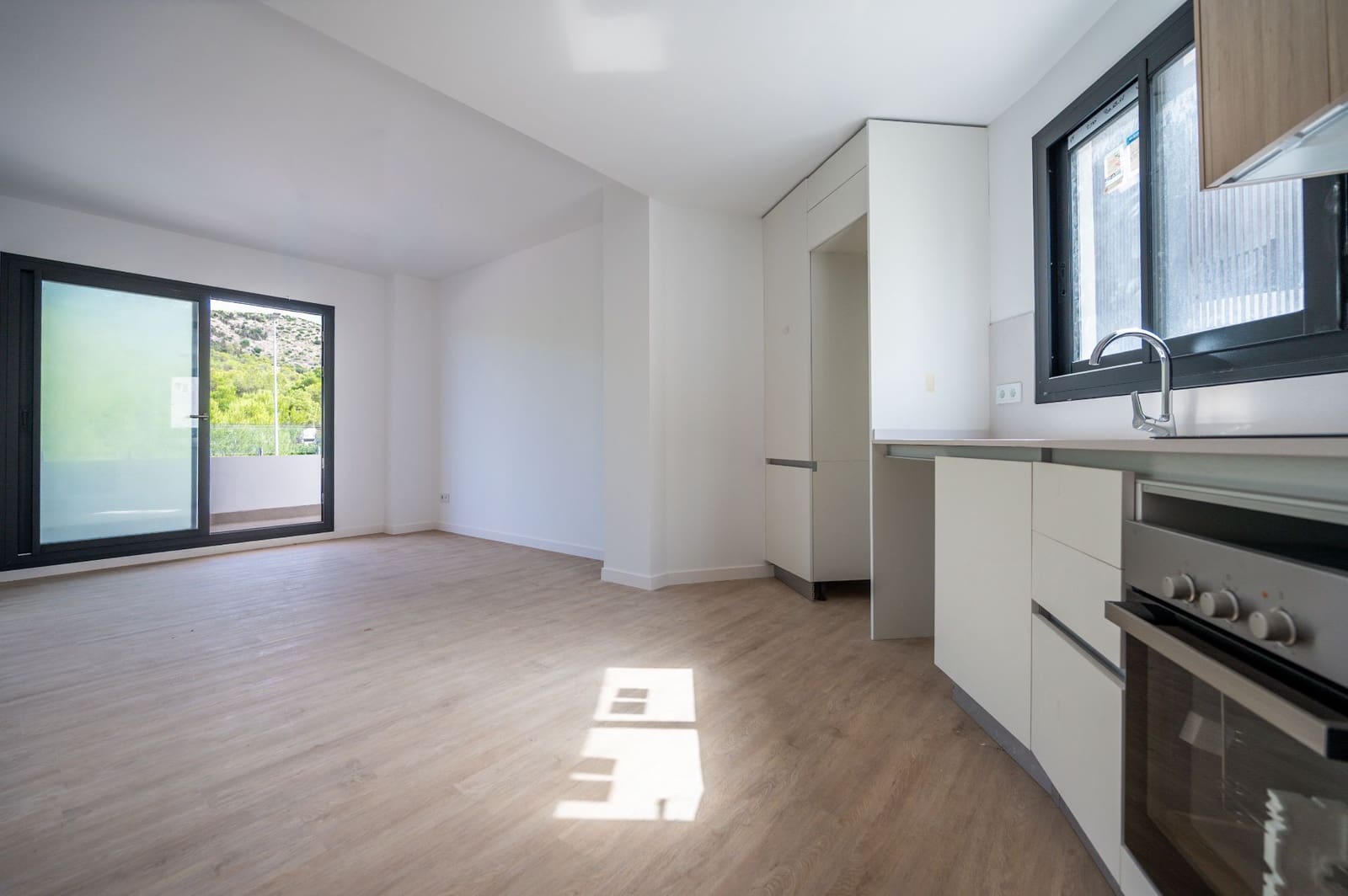 2 bedroom Flat for sale in Sant Antoni de Portmany with pool - € 560,000 (Ref: 10123399)
