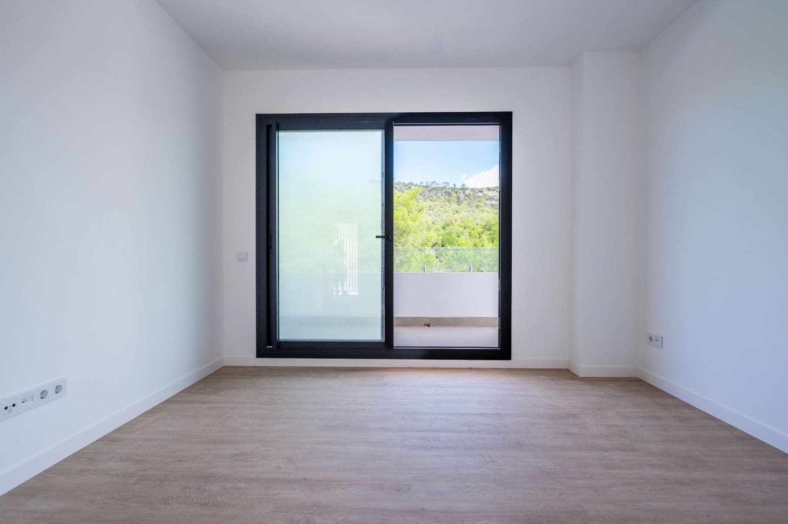 2 bedroom Flat for sale in Sant Antoni de Portmany with pool - € 560,000 (Ref: 10123399)