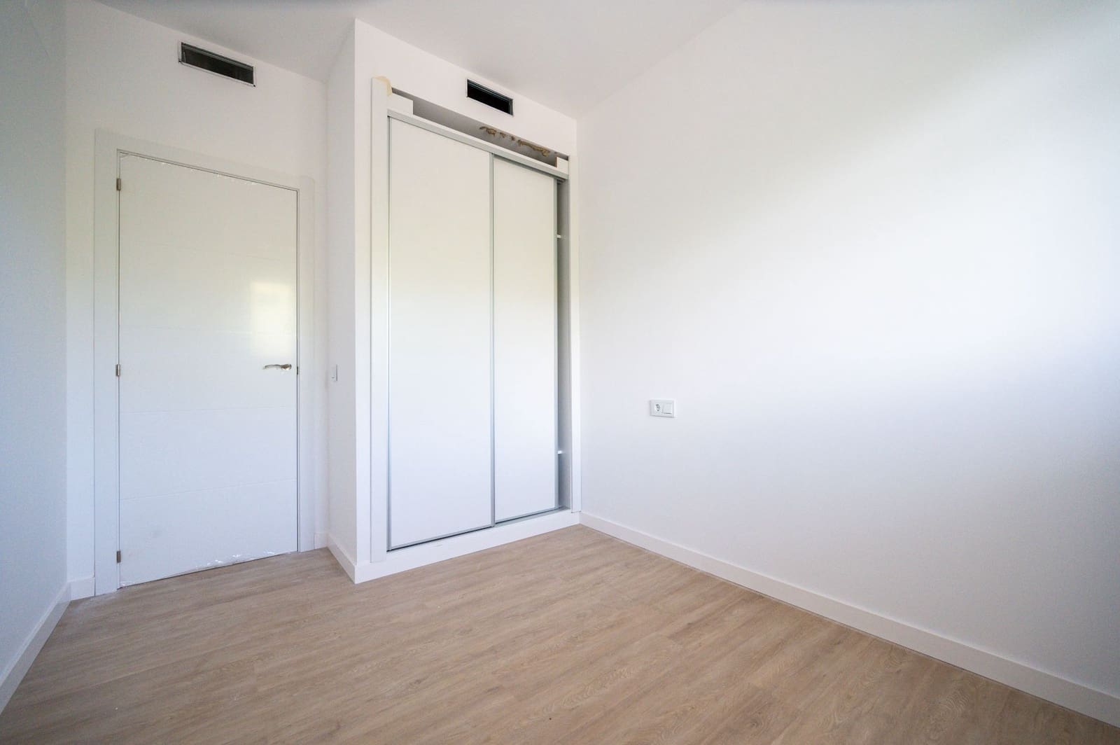 2 bedroom Flat for sale in Sant Antoni de Portmany with pool - € 560,000 (Ref: 10123399)