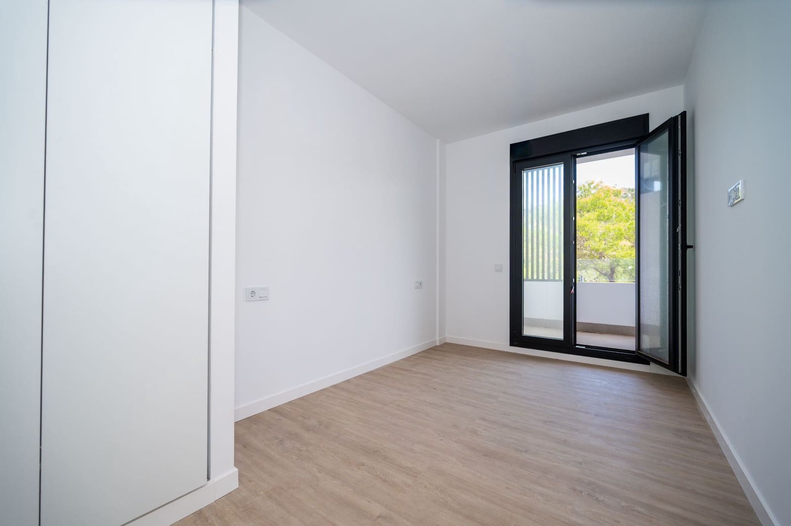 2 bedroom Flat for sale in Sant Antoni de Portmany with pool - € 560,000 (Ref: 10123399)