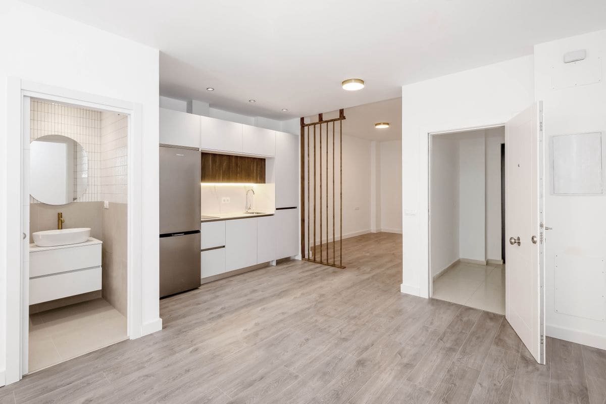 1 sovrum Lägenhet till salu i Malaga stad - 230 000 € (Ref: 10127662)
