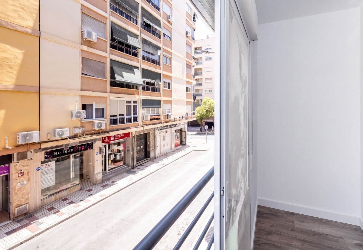 1 sovrum Lägenhet till salu i Malaga stad - 230 000 € (Ref: 10127662)
