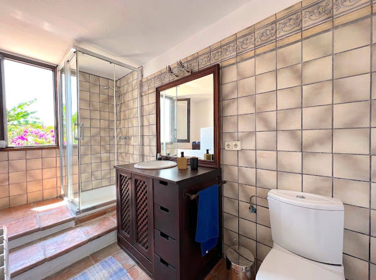 8 bedroom Villa for sale in Sant Antoni de Portmany with pool garage - € 2,950,000 (Ref: 10127664)
