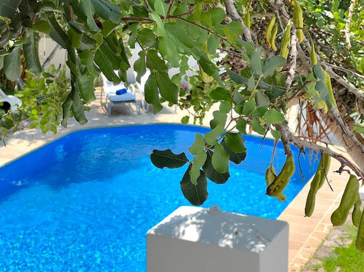 8 bedroom Villa for sale in Sant Antoni de Portmany with pool garage - € 2,950,000 (Ref: 10127664)