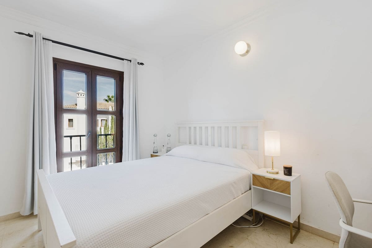 4 slaapkamer Villa te koop in New Golden Mile met zwembad garage - € 1.600.000 (Ref: 10131167)