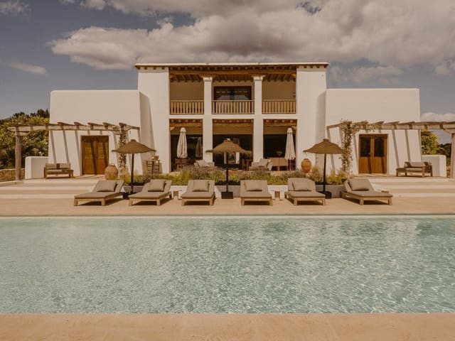 8 soveværelse Villa til salg i Santa Gertrudis de Fruitera, Santa Eulalia / Santa Eularia med swimmingpool garage - € 13.500.000 (Ref: 10135597)