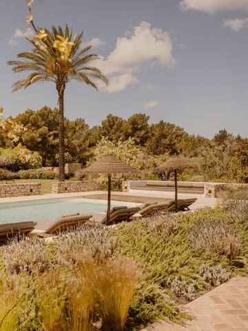 8 soveværelse Villa til salg i Santa Gertrudis de Fruitera, Santa Eulalia / Santa Eularia med swimmingpool garage - € 13.500.000 (Ref: 10135597)