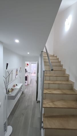 3 soveværelse Byhus til salg i Cártama med garage - € 349.900 (Ref: 10135598)