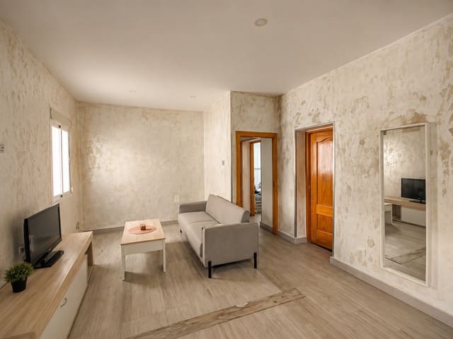 Piso de 2 habitaciones en Cruz de Humilladero, Málaga ciudad en venta - 220.000 € (Ref: 10139100)