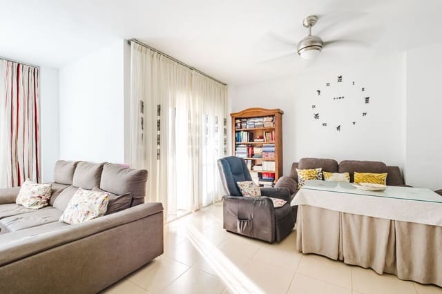 3 sovrum Villa till salu i Málaga stad med pool garage - 489 000 € (Ref: 10139101)