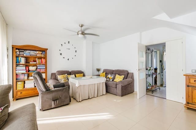 3 sovrum Villa till salu i Málaga stad med pool garage - 489 000 € (Ref: 10139101)