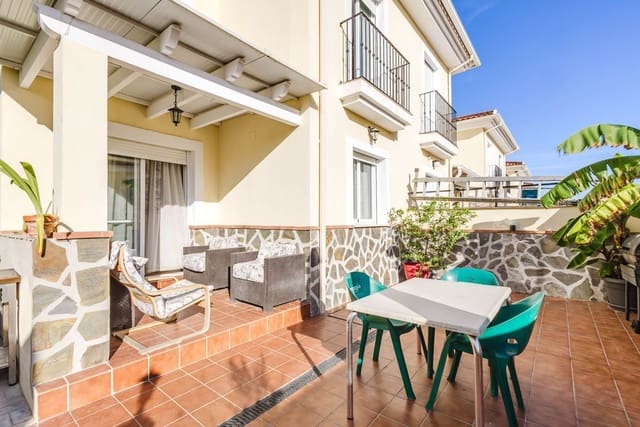 3 sovrum Villa till salu i Málaga stad med pool garage - 489 000 € (Ref: 10139101)