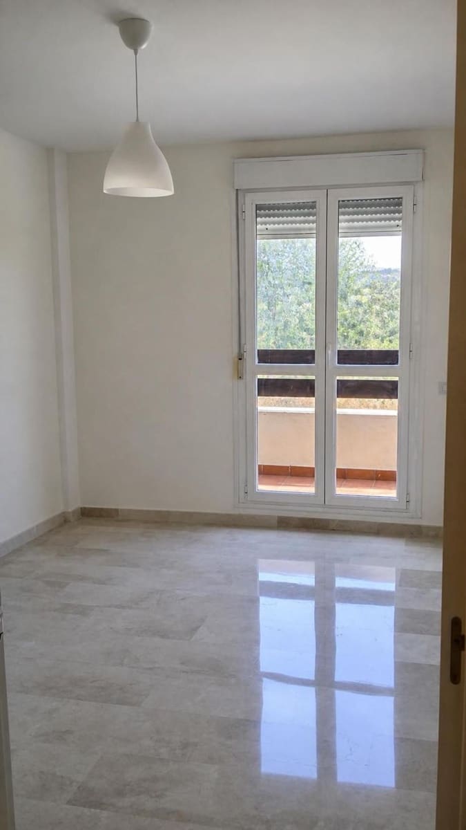 3 soverom Leilighet til salgs i Manilva med svømmebasseng garasje - € 298 500 (Ref: 10139105)