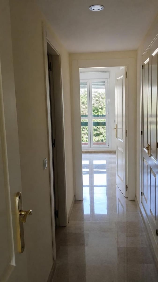 3 soverom Leilighet til salgs i Manilva med svømmebasseng garasje - € 298 500 (Ref: 10139105)