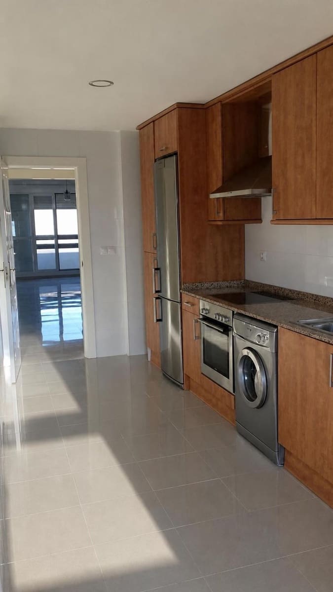 3 soverom Leilighet til salgs i Manilva med svømmebasseng garasje - € 298 500 (Ref: 10139105)