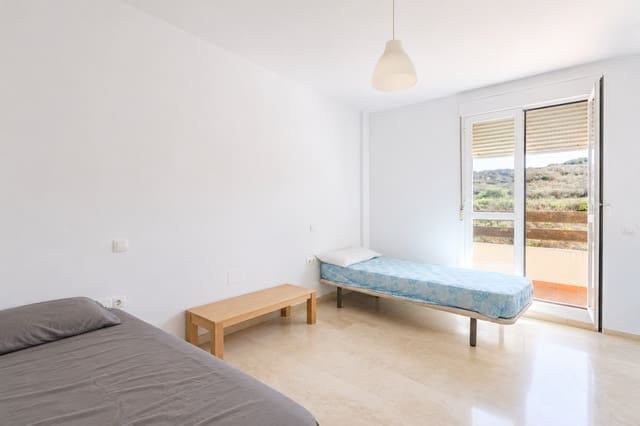 3 bedroom Flat for sale in Manilva with pool garage - € 298,500 (Ref: 10139105)