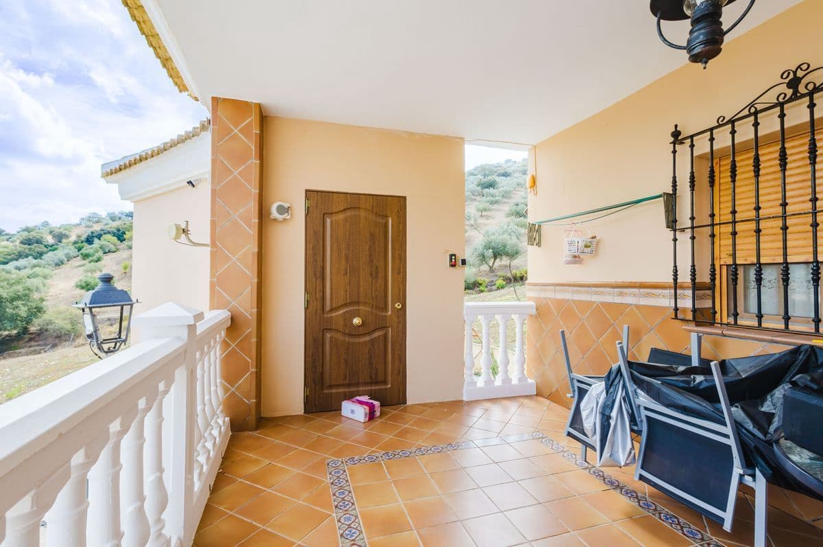 4 sovrum Finca/Hus på landet till salu i Casabermeja med pool garage - 639 000 € (Ref: 10145742)