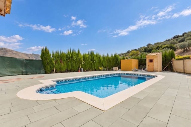 4 sovrum Finca/Hus på landet till salu i Casabermeja med pool garage - 639 000 € (Ref: 10145742)