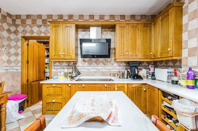 4 sovrum Finca/Hus på landet till salu i Casabermeja med pool garage - 639 000 € (Ref: 10145742)