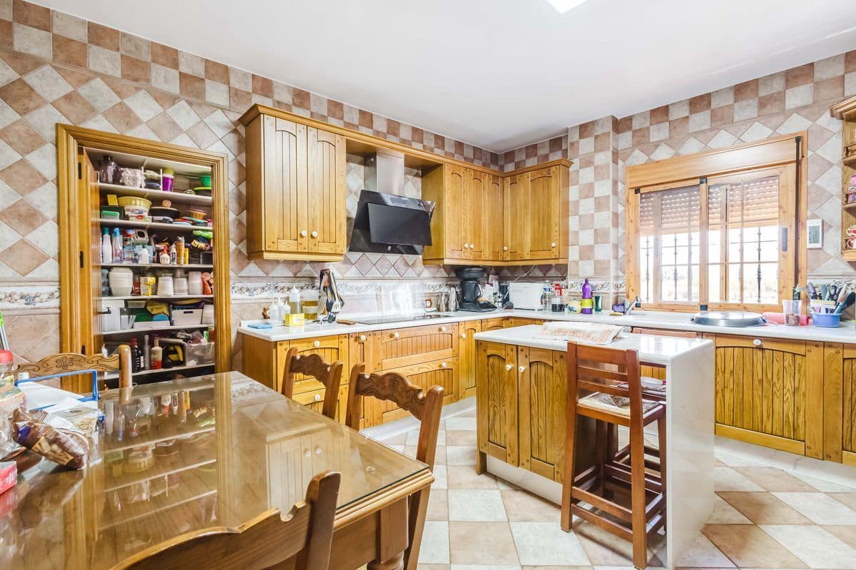 4 sovrum Finca/Hus på landet till salu i Casabermeja med pool garage - 639 000 € (Ref: 10145742)